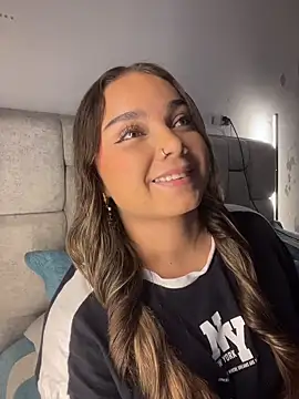 AnnyLopezzz  online show from March 24, 2026, 3:00 am