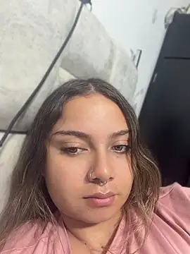 AnnyLopezzz  online show from April 19, 2026, 6:46 am