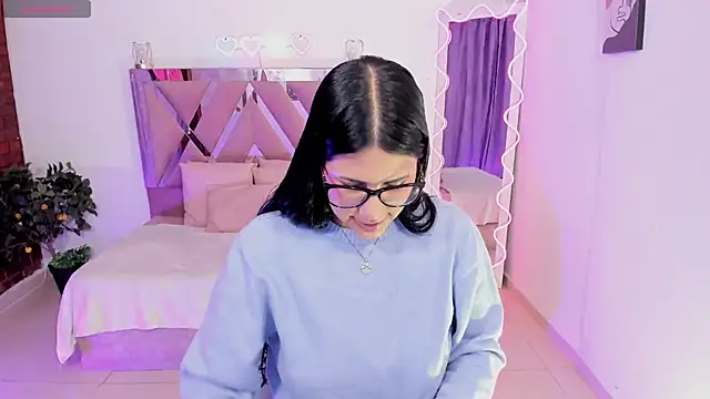 Babyvenu tay online show from April 10, 2026, 3:23 am