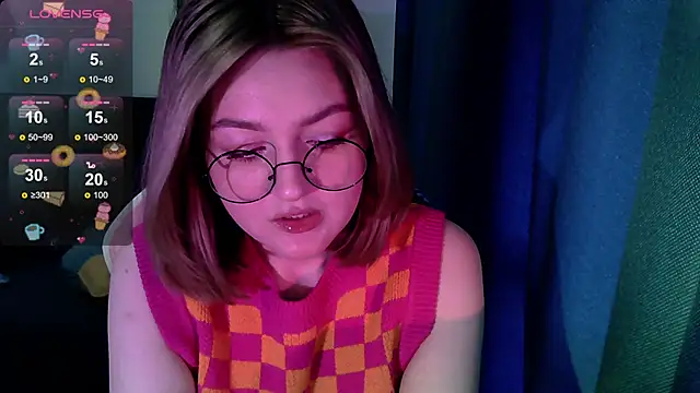 cute1stranger online show from September 14, 2025, 7:29 am