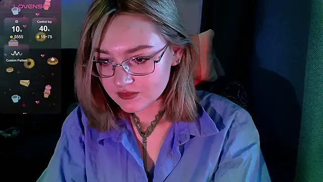 cute1stranger online show from September 23, 2025, 4:37 am