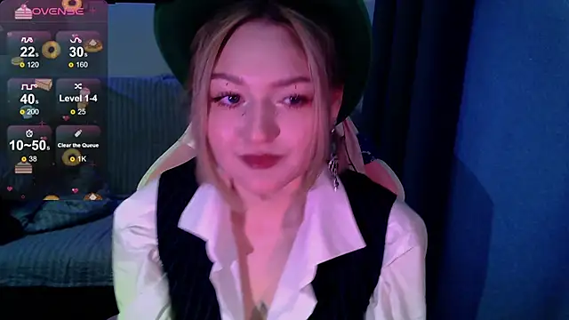 cute1stranger online show from October 12, 2025, 5:28 am