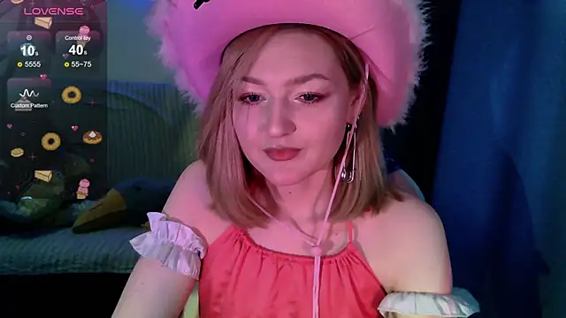 cute1stranger online show from October 24, 2025, 5:48 am