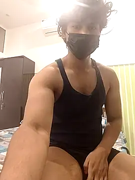 Snapshot of Goodmens5 chatting on June 11, 2026, 2:37 pm Goodmens5 online show from June 11, 2026, 2:37 pm