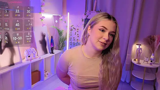 Snapshot of AliaBuerstatte chatting on October 21, 2025, 7:58 pm AliaBuerstatte online show from October 21, 2025, 7:58 pm