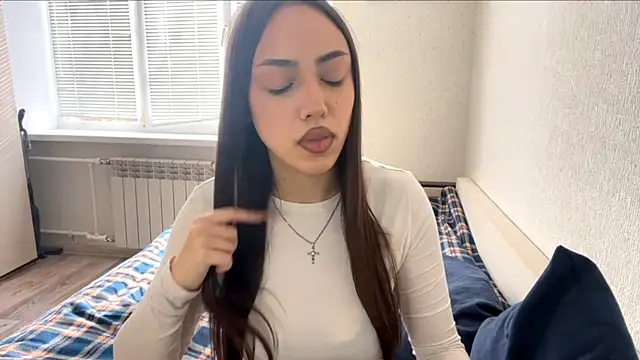 Leaf Unto online show from October 2, 2025, 10:55 am