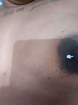 Snapshot of nessinha12 chatting on November 3, 2025, 9:43 am nessinha12 online show from November 3, 2025, 9:43 am