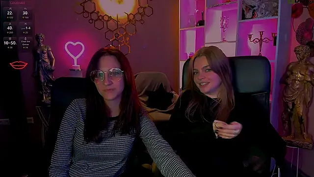 veronica bubble online show from October 12, 2025, 7:46 pm