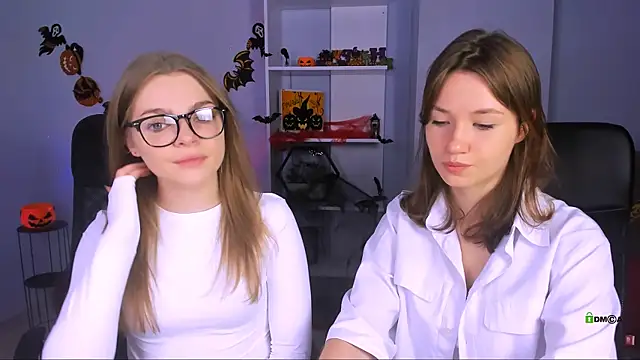 veronica bubble online show from October 25, 2025, 7:30 pm