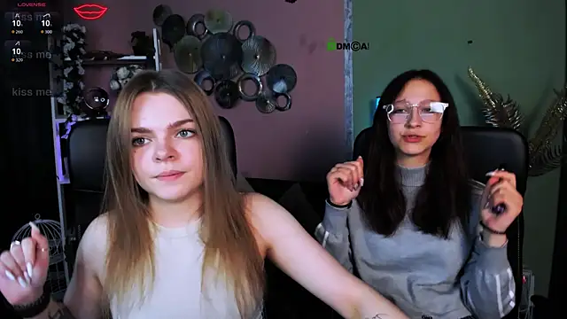 veronica bubble online show from November 30, 2025, 8:13 pm