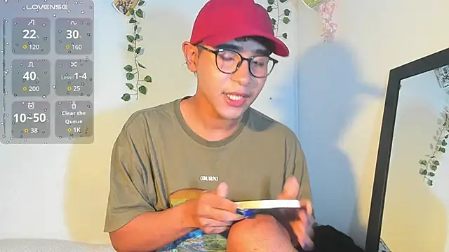 Snapshot of cute_sammy_1 chatting on September 18, 2025, 11:01 am cute sammy 1 online show from September 18, 2025, 11:01 am