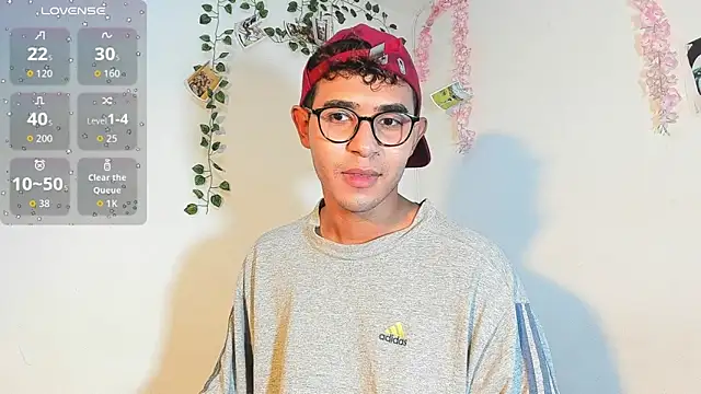 Snapshot of cute_sammy_1 chatting on September 19, 2025, 11:55 am cute sammy 1 online show from September 19, 2025, 11:55 am