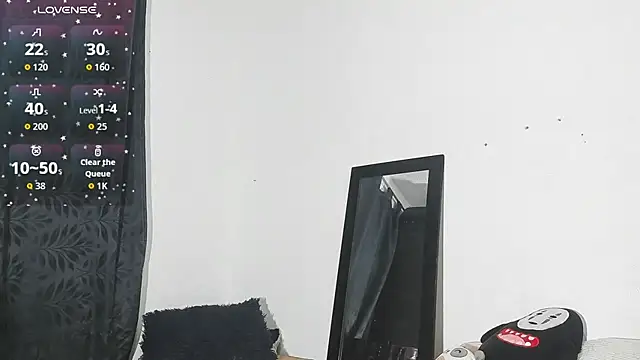 Snapshot of cute_sammy_1 chatting on October 9, 2025, 2:04 pm cute sammy 1 online show from October 9, 2025, 2:04 pm