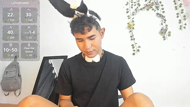 Snapshot of cute_sammy_1 chatting on November 5, 2025, 7:47 pm cute sammy 1 online show from November 5, 2025, 7:47 pm