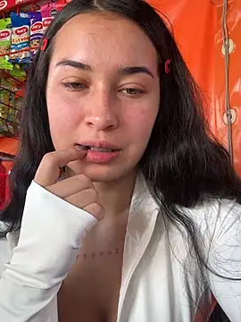 Sol Sunny online show from March 13, 2026, 8:59 pm