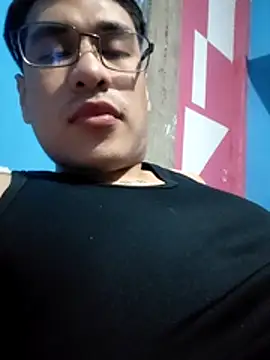 Exotic19cm online show from November 19, 2025, 7:30 am