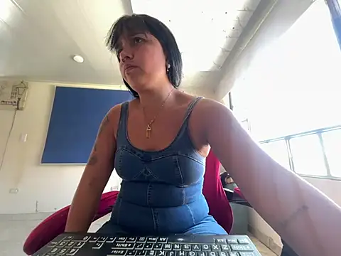 Snapshot of amanne_misa chatting on July 10, 2026, 6:54 pm amanne misa online show from July 10, 2026, 6:54 pm