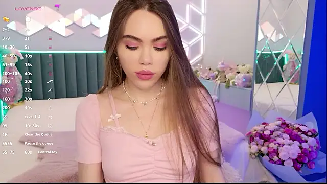 MimiFors online show from March 12, 2026, 6:47 pm