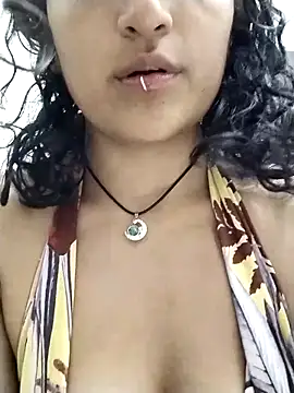 luna love xoxo online show from October 5, 2025, 5:55 pm