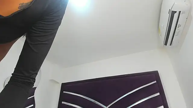 babilett online show from February 14, 2026, 8:49 pm