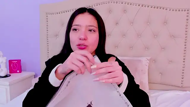 CattsyCat online show from October 18, 2025, 3:57 pm