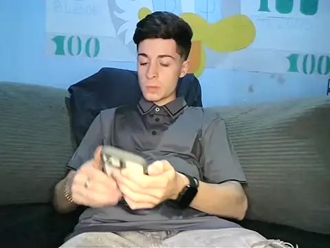 Snapshot of Newbrian20 chatting on October 7, 2025, 11:46 pm Newbrian20 online show from October 7, 2025, 11:46 pm