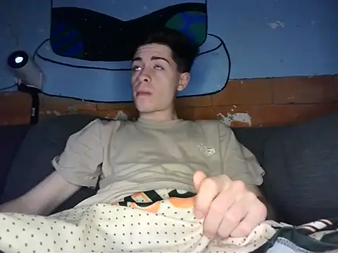 Snapshot of Newbrian20 chatting on October 17, 2025, 1:20 am Newbrian20 online show from October 17, 2025, 1:20 am