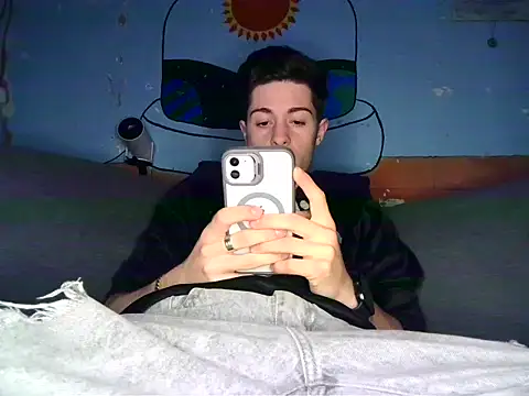 Snapshot of Newbrian20 chatting on October 18, 2025, 9:59 pm Newbrian20 online show from October 18, 2025, 9:59 pm