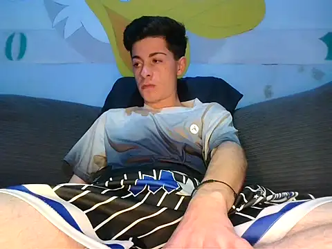 Snapshot of Newbrian20 chatting on October 24, 2025, 11:12 pm Newbrian20 online show from October 24, 2025, 11:12 pm