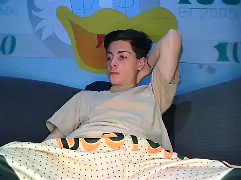 Snapshot of Newbrian20 chatting on November 3, 2025, 7:26 pm Newbrian20 online show from November 3, 2025, 7:26 pm