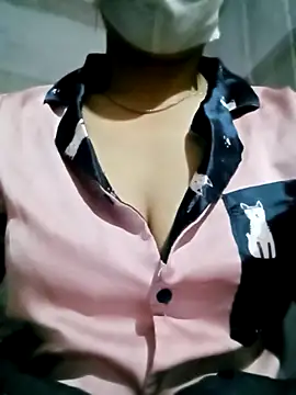 lomi-79 online show from September 11, 2025, 1:39 am