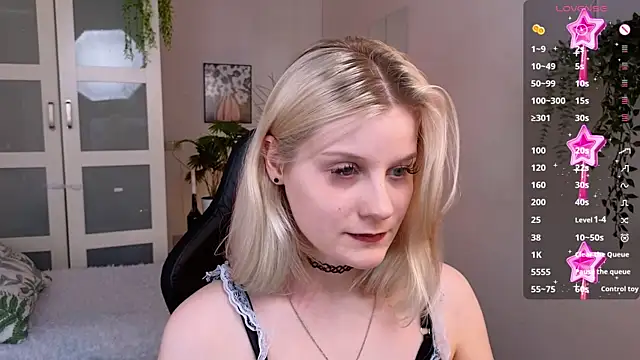 joan loon online show from September 23, 2025, 2:09 pm