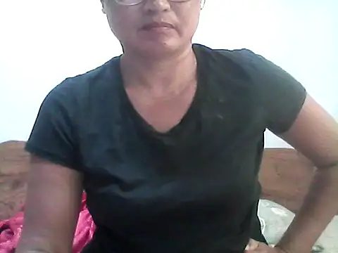 Snapshot of nathalie0045 chatting on June 23, 2026, 5:05 am nathalie0045 online show from June 23, 2026, 5:05 am