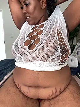 fatpussydallx online show from April 9, 2026, 1:27 pm