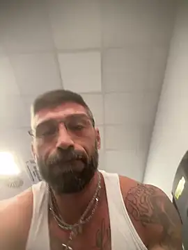 GmGit online show from October 6, 2025, 6:44 am