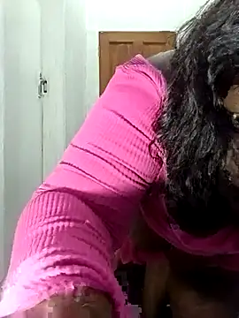 Snapshot of ASSQUEEN37Xx chatting on April 21, 2026, 8:01 pm ASSQUEEN37Xx online show from April 21, 2026, 8:01 pm