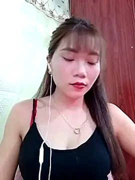 MyMy08 online show from December 17, 2025, 2:01 pm