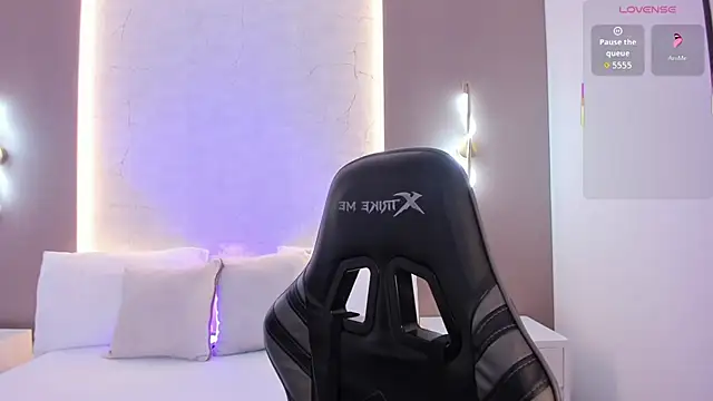 emily tolson online show from December 18, 2025, 7:09 pm