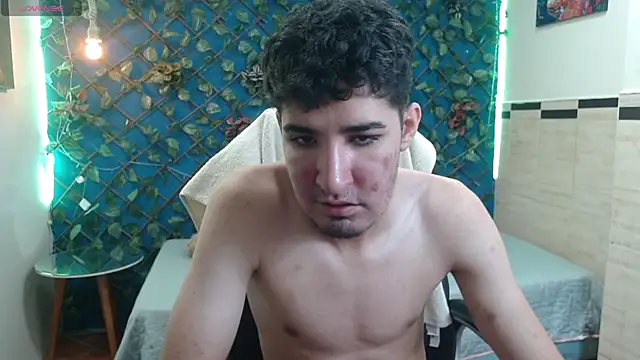 whitebull2606 online show from October 2, 2025, 12:01 pm