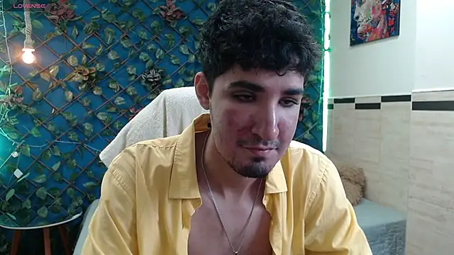 whitebull2606 online show from October 20, 2025, 2:17 pm