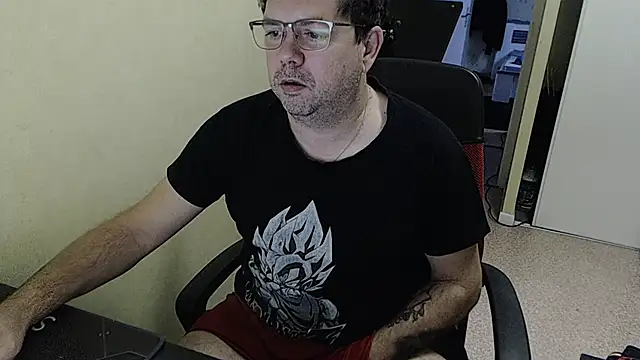 Snapshot of blueandwhite1 chatting on December 21, 2024, 7:56 am blueandwhite1 online show from December 21, 2024, 7:56 am