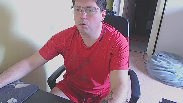 Snapshot of blueandwhite1 chatting on February 22, 2025, 9:01 am blueandwhite1 online show from February 22, 2025, 9:01 am