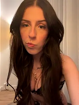 Snapshot of lisapeperoni chatting on September 25, 2025, 6:11 pm lisapeperoni online show from September 25, 2025, 6:11 pm