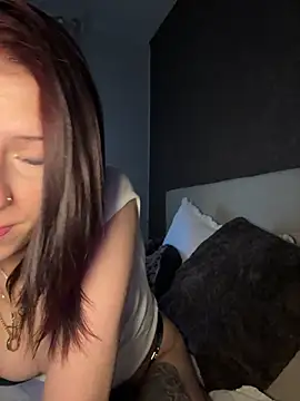 Snapshot of lisapeperoni chatting on March 29, 2026, 1:44 pm lisapeperoni online show from March 29, 2026, 1:44 pm