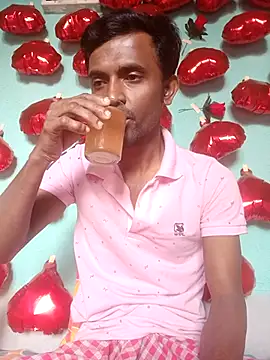 ShinuRoy online show from February 16, 2026, 1:57 am