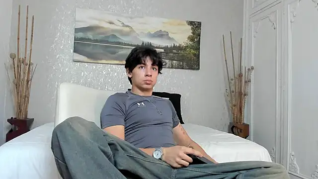 Snapshot of Tyler_durten chatting on September 12, 2025, 3:28 am Tyler durten online show from September 12, 2025, 3:28 am
