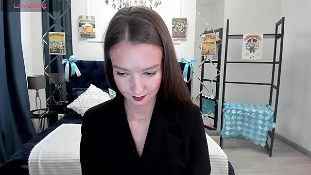 LoraSunnyy online show from September 19, 2025, 7:54 am