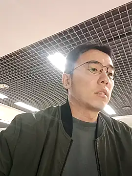 nnnnnan9527 online show from September 24, 2025, 3:43 am