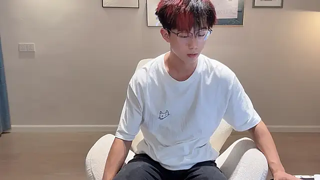 STxuguanhan online show from September 29, 2025, 10:25 pm