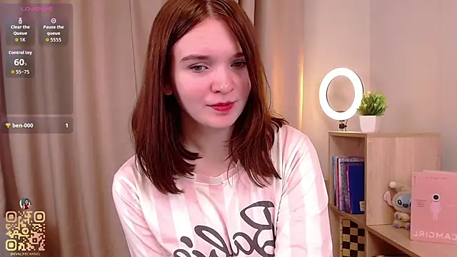 EvaJackson111 online show from October 11, 2025, 2:15 pm